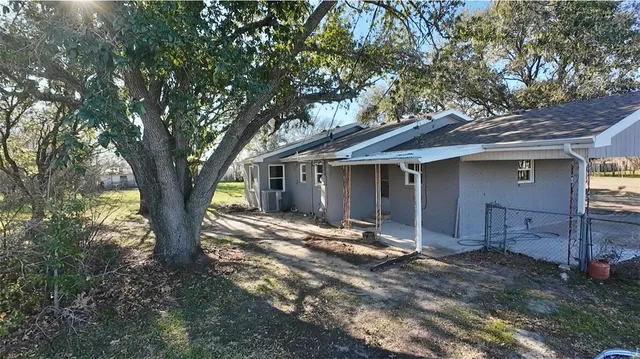 $265,000 | 155 Southern Oaks Drive, Somerville, TX 77879