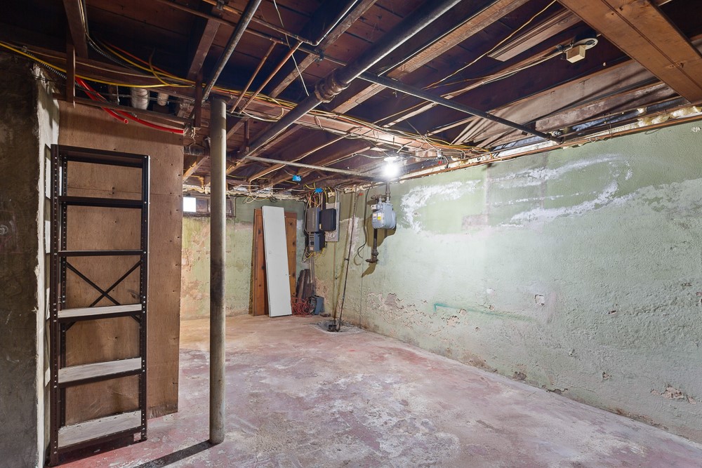 165 2nd Street Pawtucket, RI 02861 - Photo 36 of 49