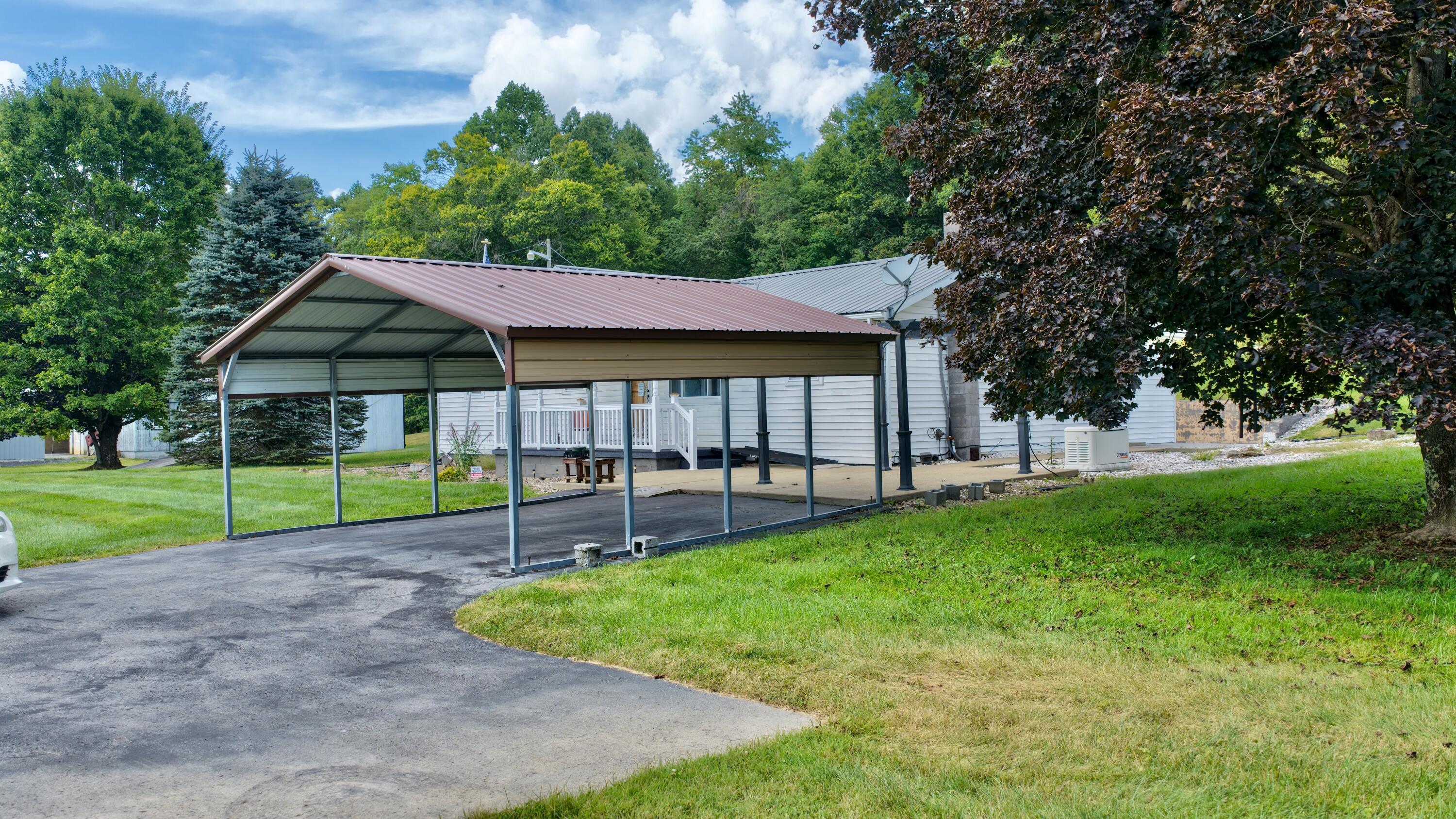 17522 North State Rte 20 Meadow Bridge, WV 25976 - Photo 4 of 59 Gallery Image 4