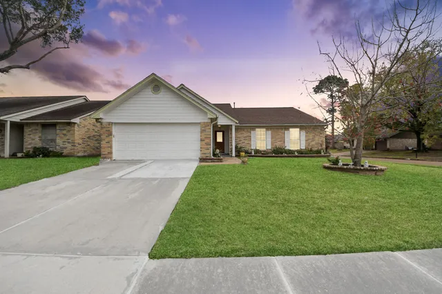 $269,000 | 17702 Poppy Trails Lane, Houston, TX 77084