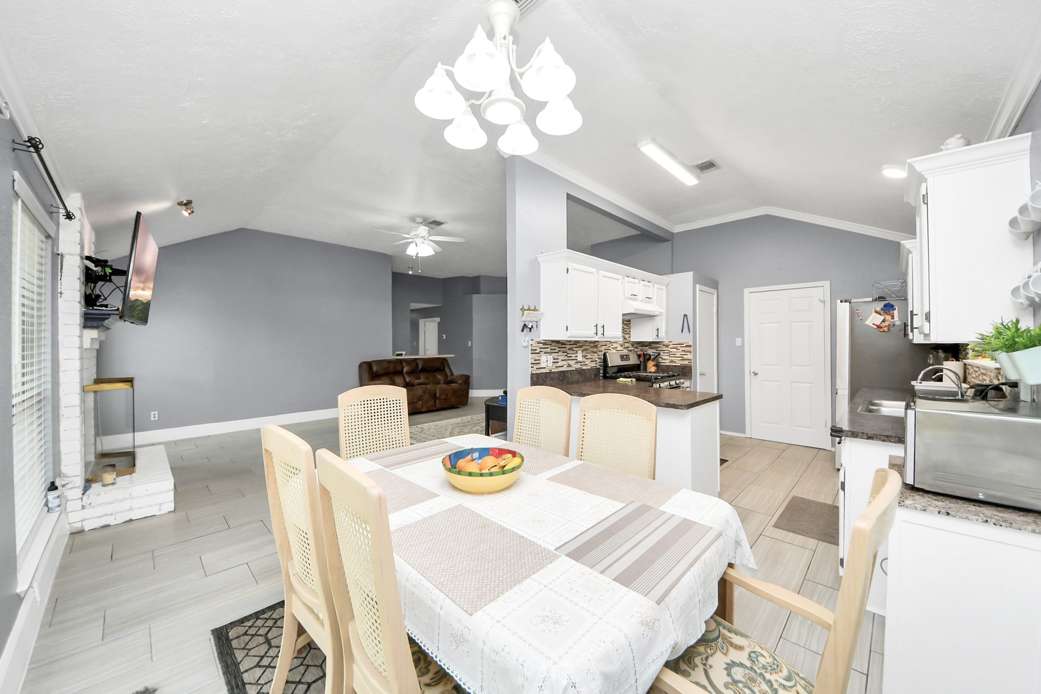 17702 Poppy Trails Lane Houston, TX 77084 - Photo 13 of 37 A view of how all the social areas of the house interact with each other.