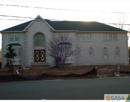 128 Harding Avenue Edison, NJ 08820 - Photo 1 of 10
