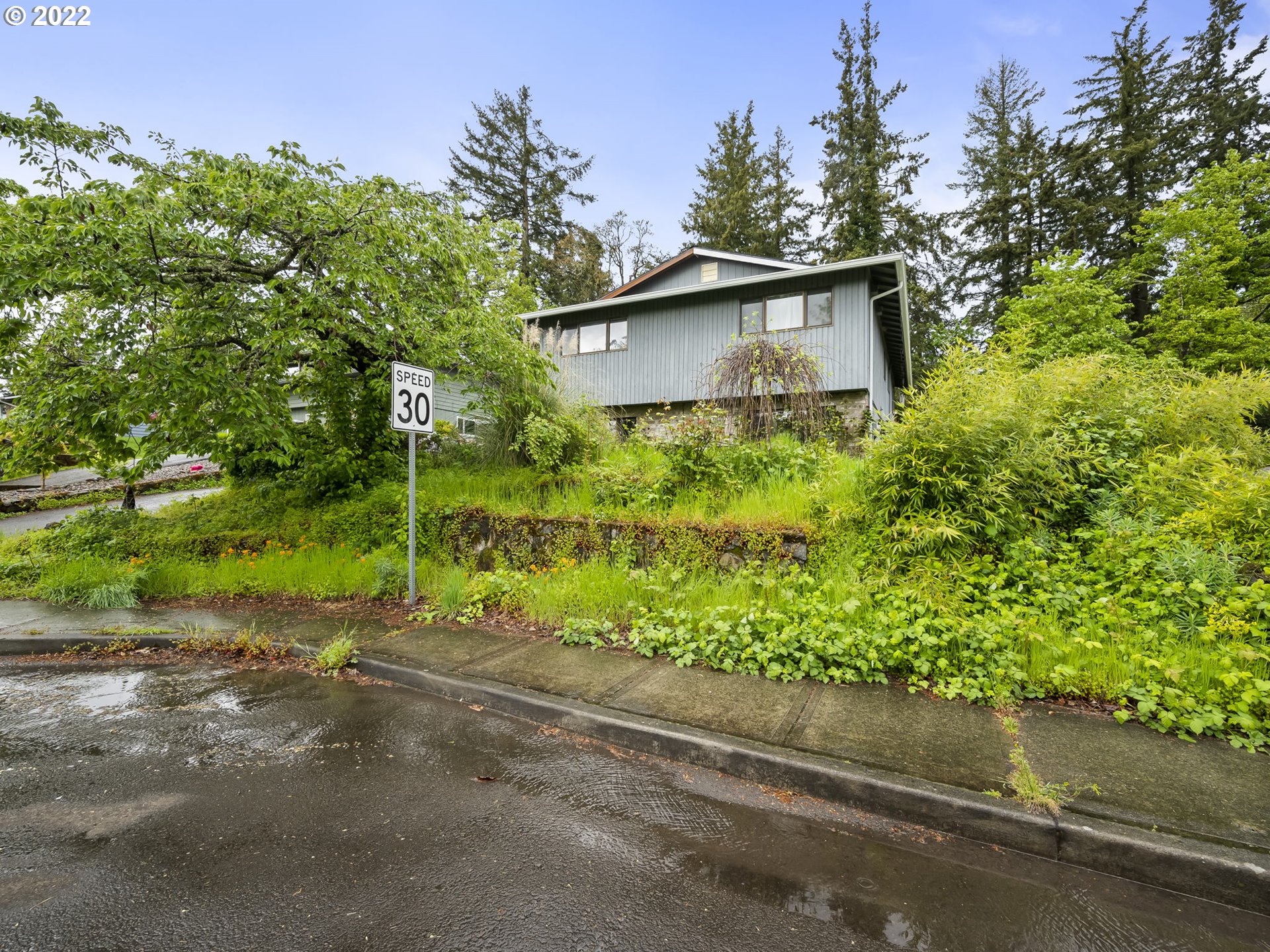 8375 Cason Road Gladstone, OR 97027 - Photo 2 of 32 Gallery Image 2