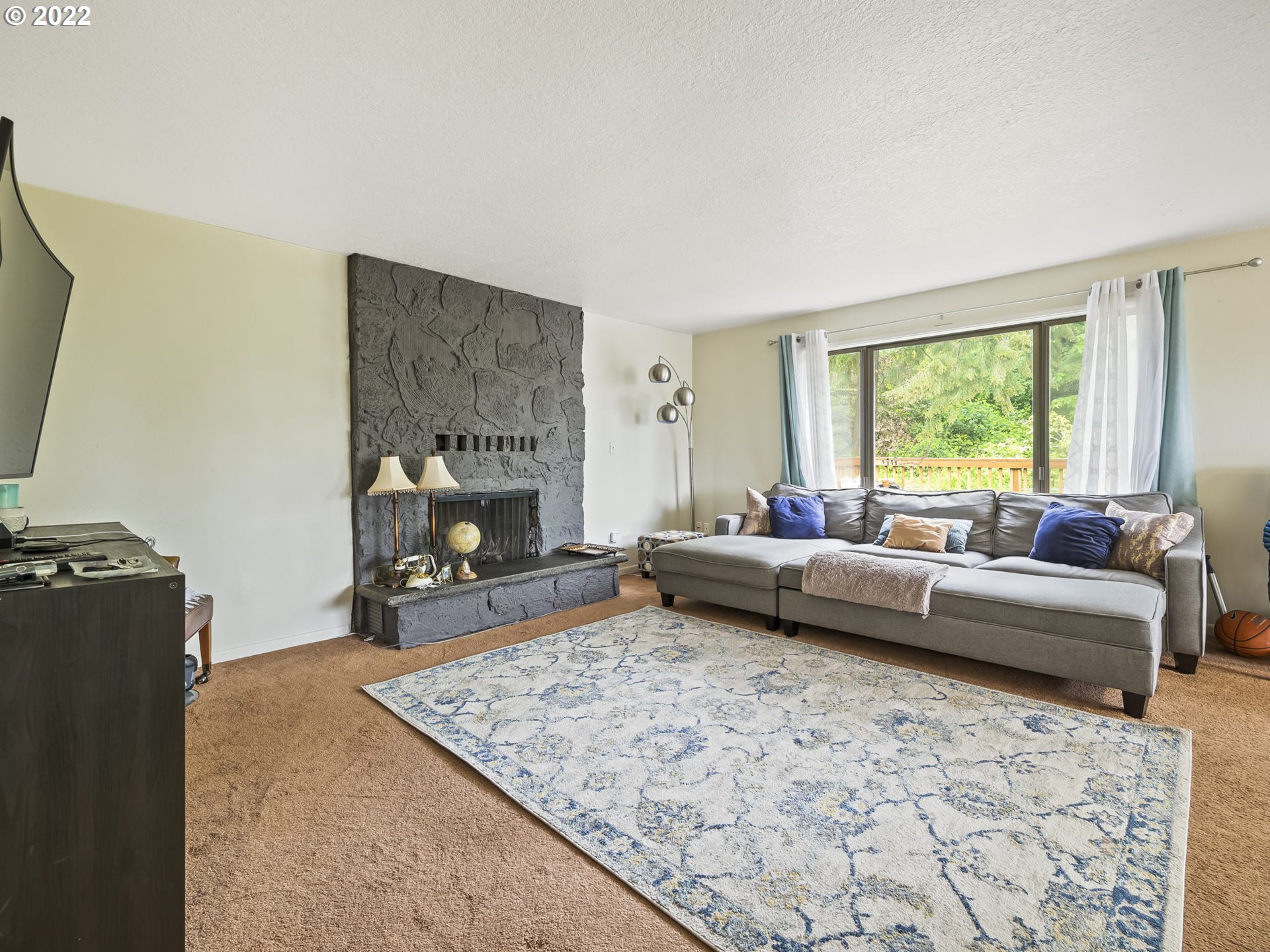 8375 Cason Road Gladstone, OR 97027 - Photo 4 of 32 Gallery Image 4