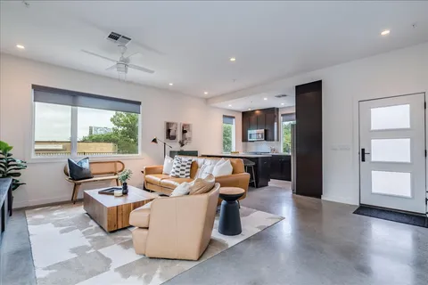 $600,000 | 1931 East 38th 1/2 Street, Unit 62, Austin, TX 78723