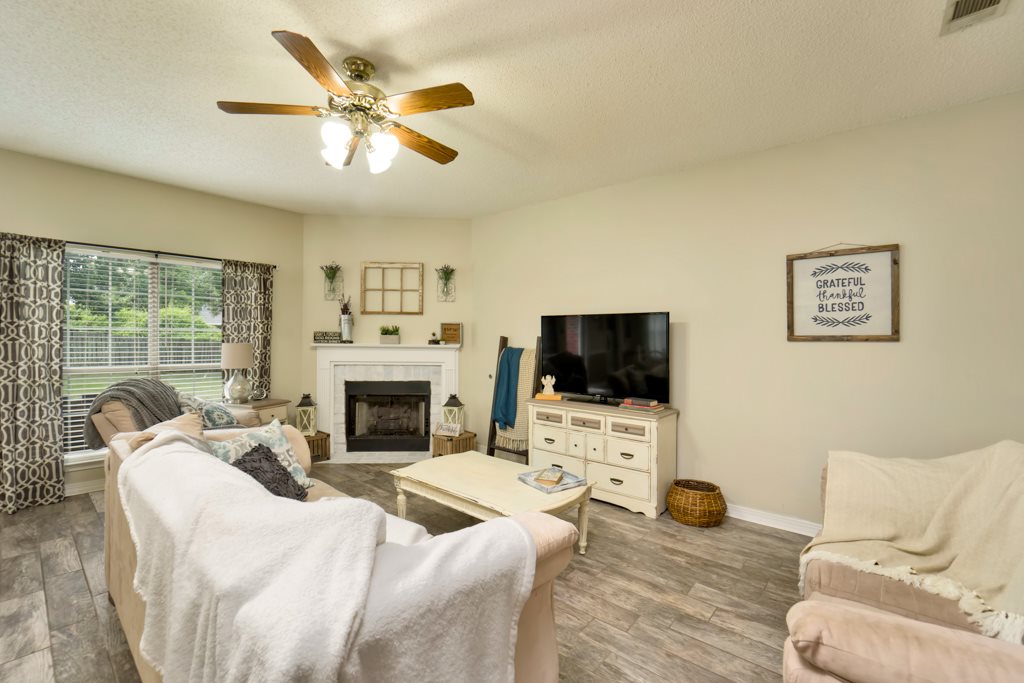 28549 Canterbury Road Daphne, AL 36526 - Photo 10 of 20
