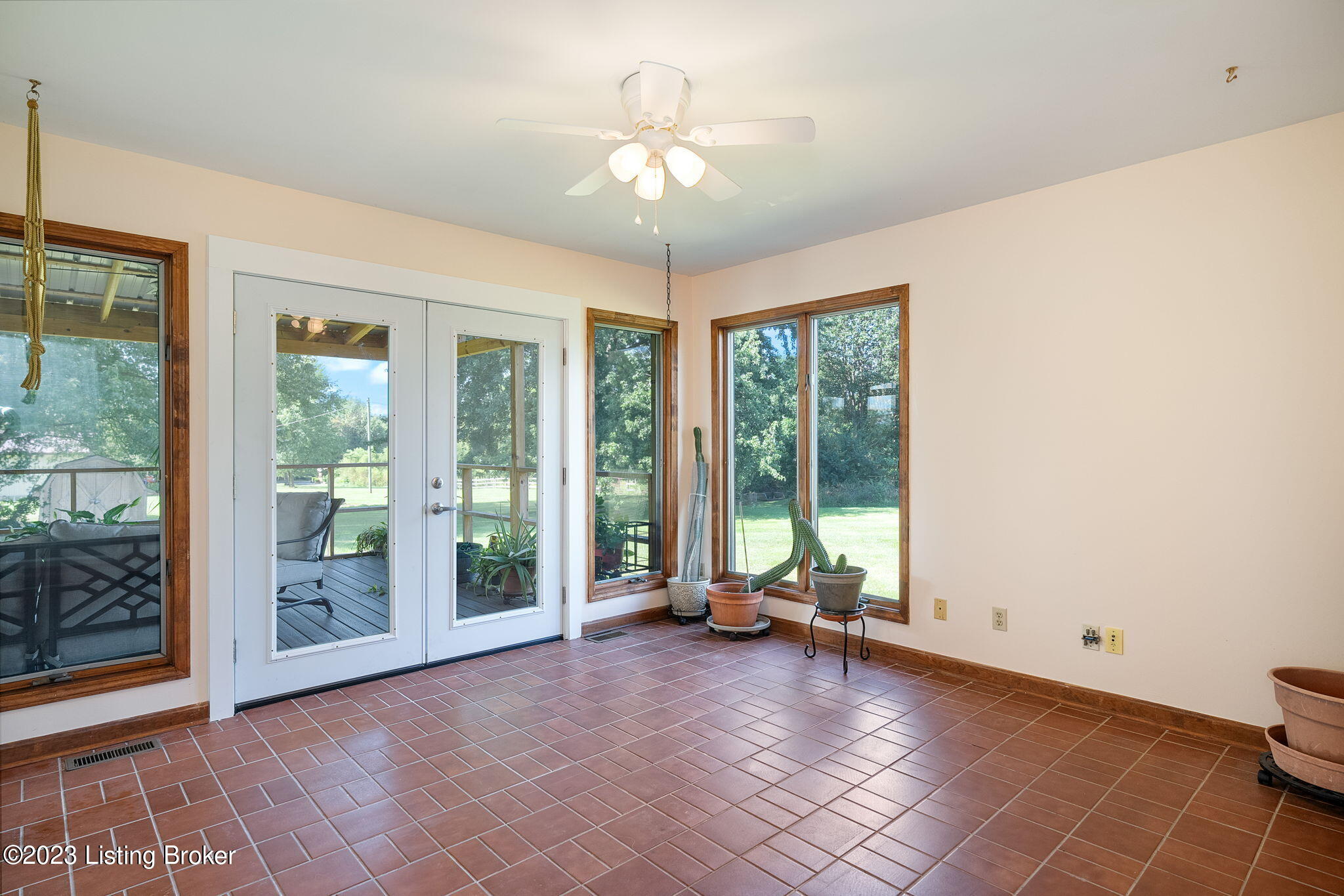 891 Conner Station Road Simpsonville, KY 40067 - Photo 23 of 67 891 Conner Station Rd-44