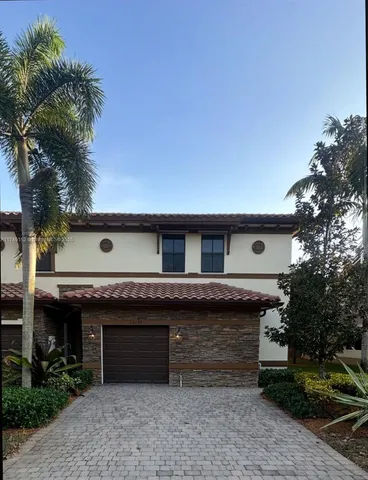 $625,000 | 12170 Village Place, Unit 1, Davie, FL 33325