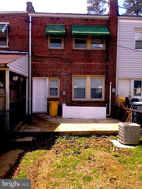 210 Grove Park Road Baltimore, MD 21225 - Photo 2 of 10 Exterior (Rear)