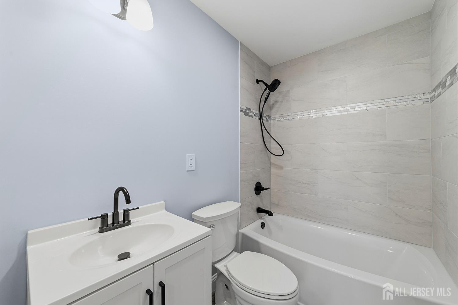 270 Alpine Way Old Bridge, NJ 08879 - Photo 21 of 36