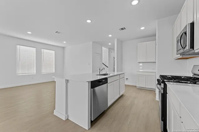 $315,000 | 1859 Nuthatch Ridge, New Braunfels, TX 78130