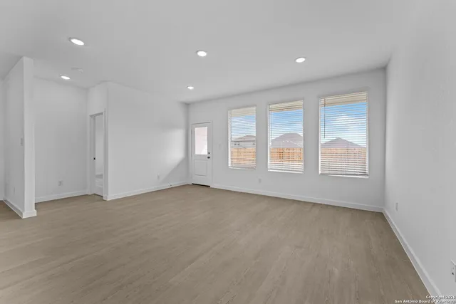 $315,000 | 1859 Nuthatch Ridge, New Braunfels, TX 78130