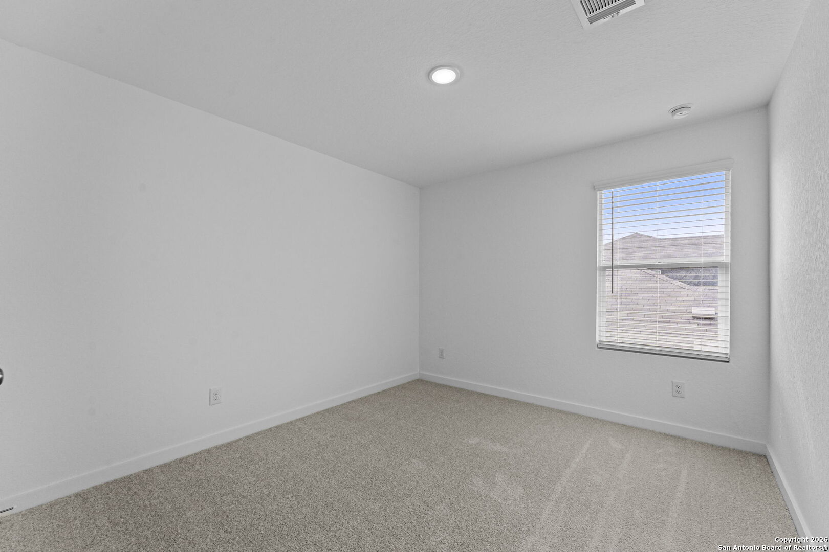 1859 Nuthatch Ridge New Braunfels, TX 78130 - Photo 26 of 34 an empty room with a window