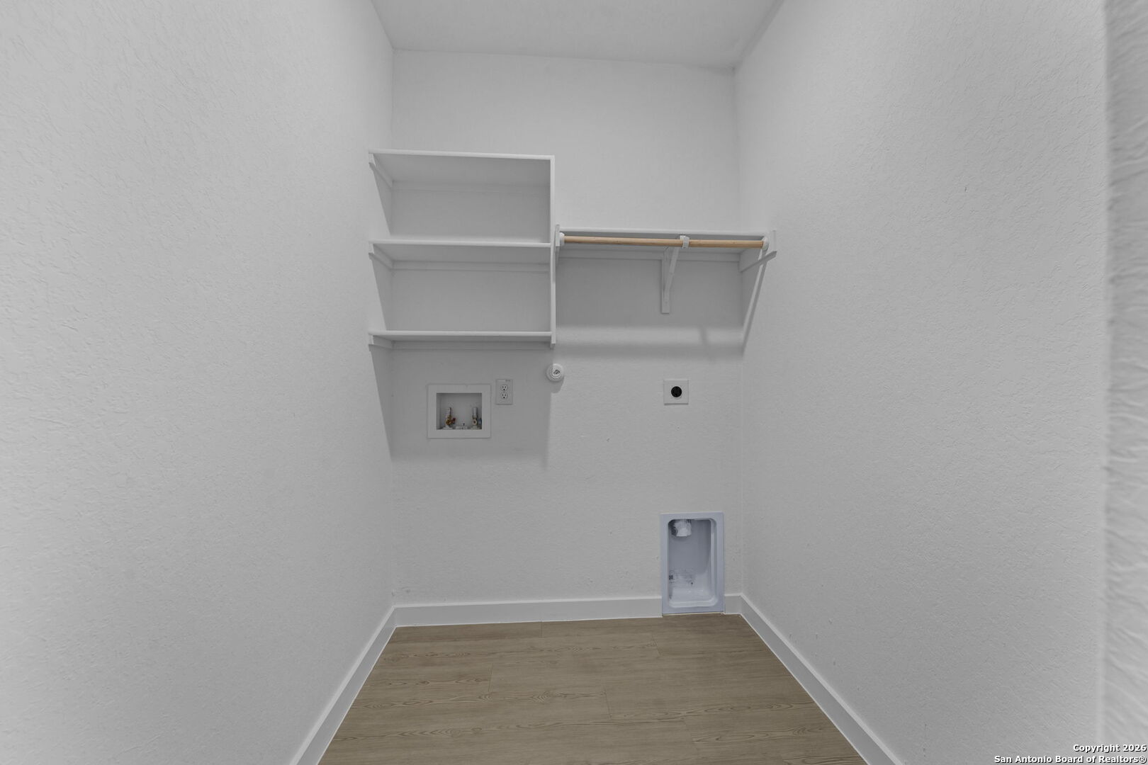 1859 Nuthatch Ridge New Braunfels, TX 78130 - Photo 9 of 34 a view of an empty walk in closet