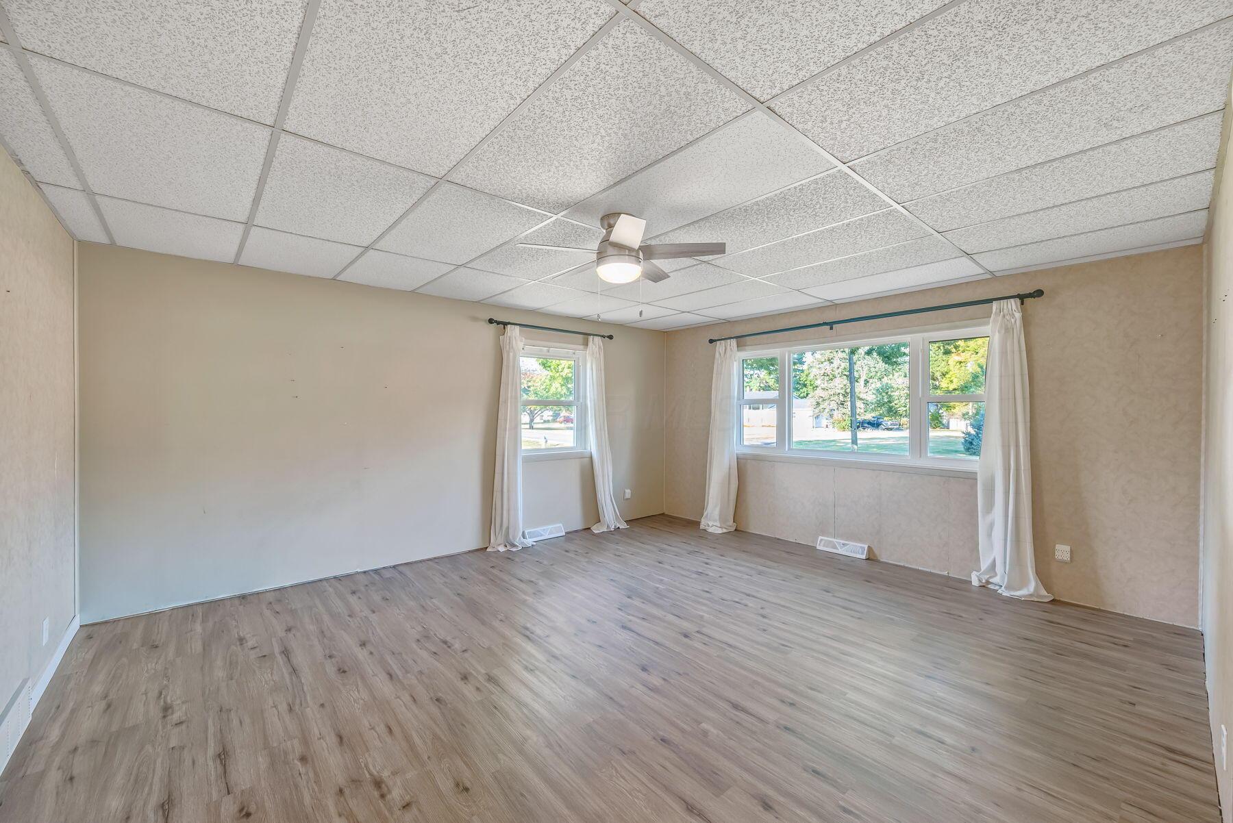 6434 Hughes Road Prospect, OH 43342 - Photo 22 of 45 Living Room