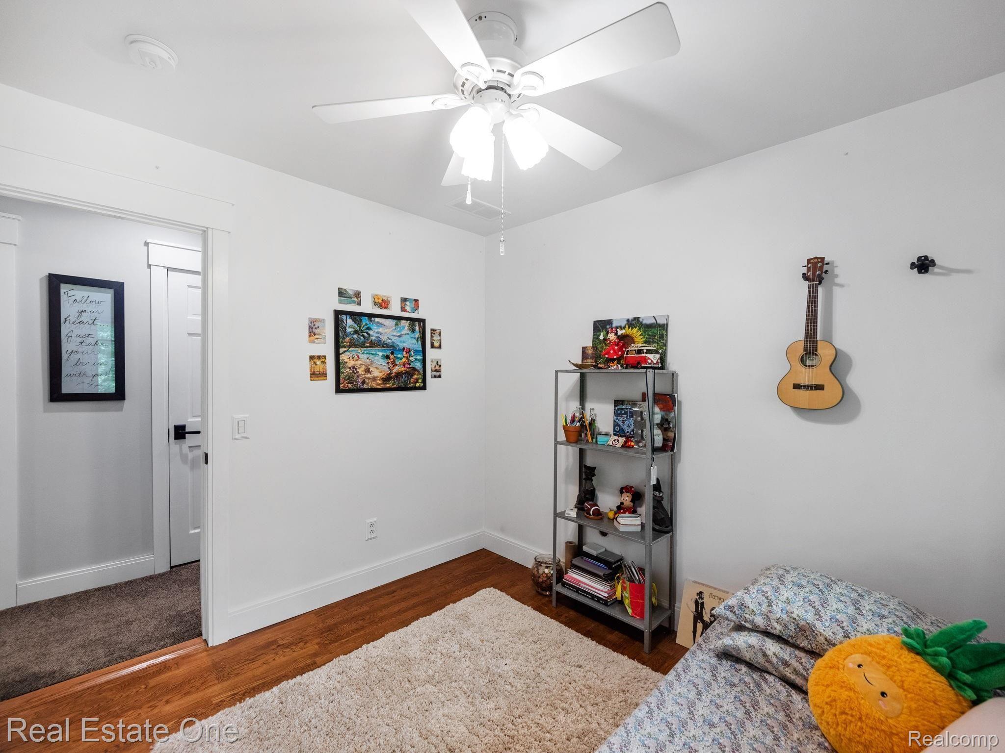1090 Avon Circle West Rochester, MI 48309 - Photo 62 of 71 47.jpg