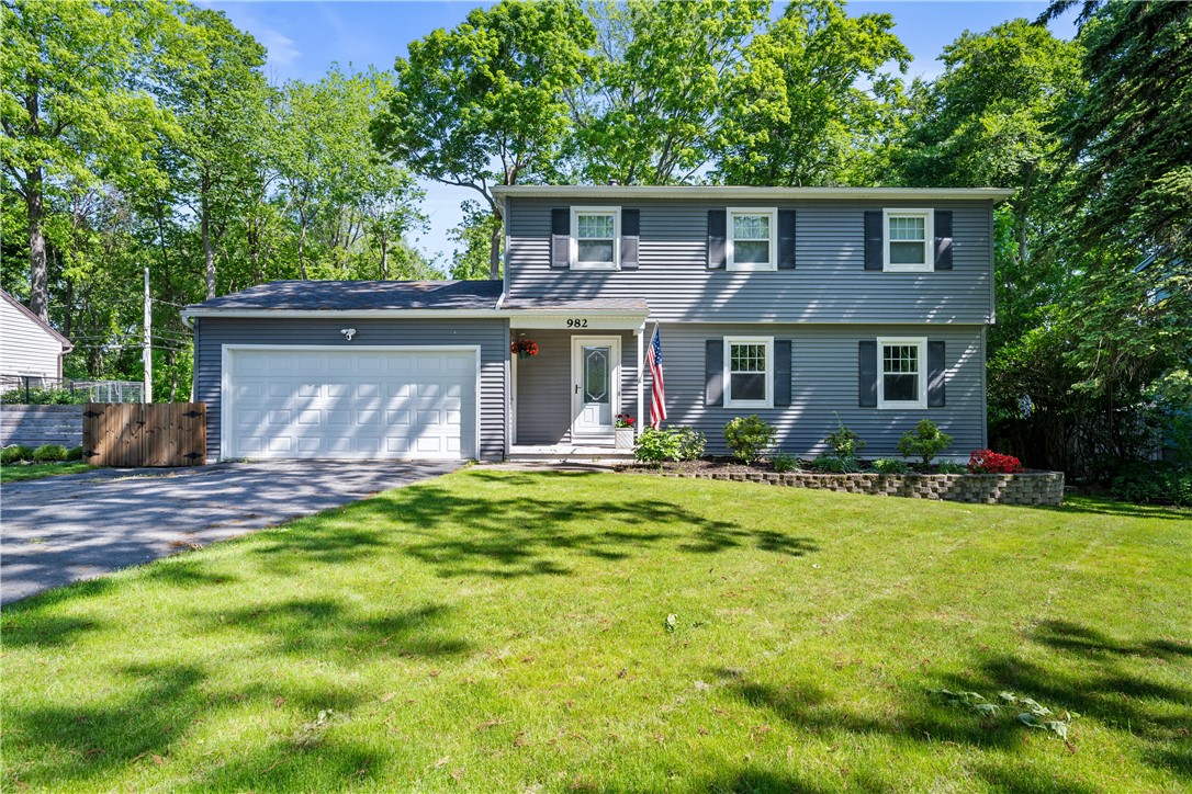 982 Whitlock Road Irondequoit, NY 14609 - Photo 1 of 1 Front of house 1