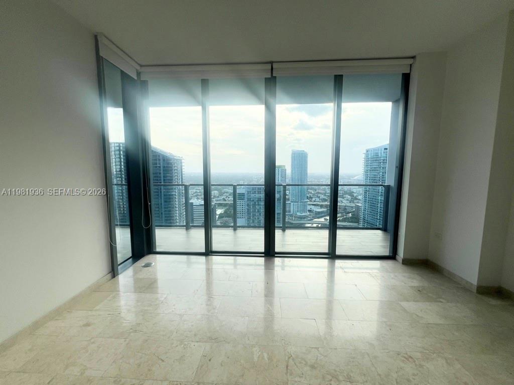 68 Southeast 6th Street, Unit 3510 Miami, FL 33131 - Photo 23 of 32