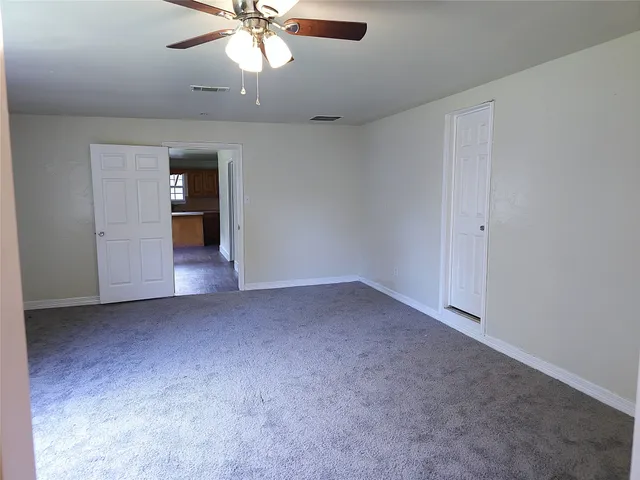 $200,000 | 1003 West Hart Avenue, Pasadena, TX 77506