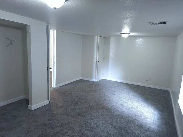 $200,000 | 1003 West Hart Avenue, Pasadena, TX 77506