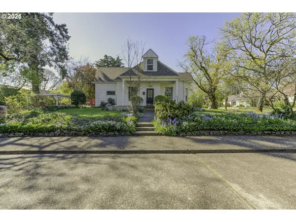 $609,900 | 728 Wilbur Street Southeast, Salem, OR 97302