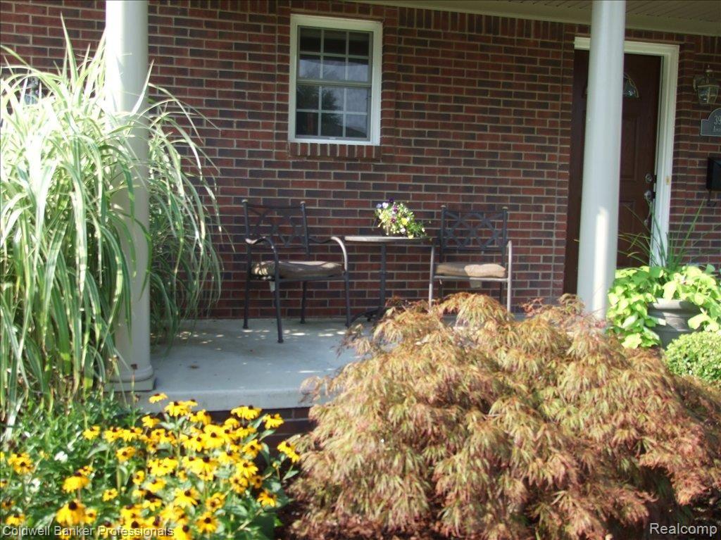 3970 Amherst Road Royal Oak, MI 48073 - Photo 2 of 24 Sit Back and Relax