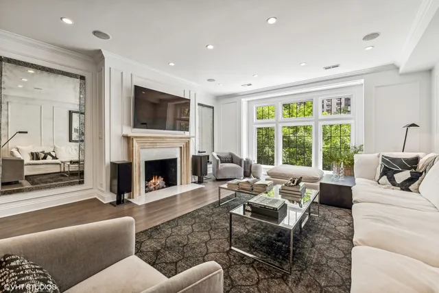$3,395,000 | 1308 North Astor Street, Chicago, IL 60610