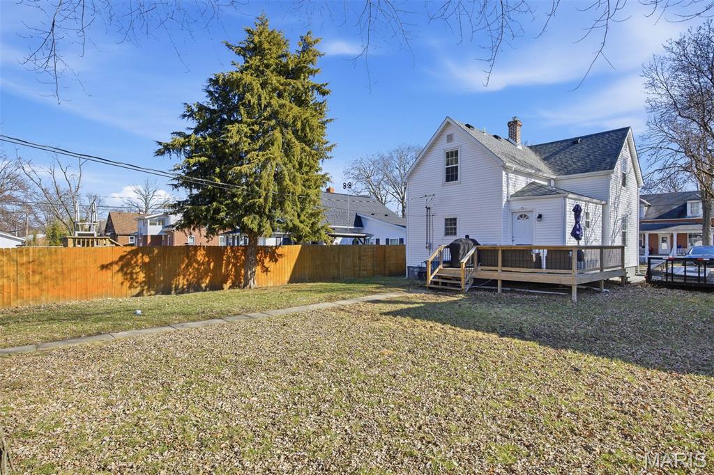 704 Pine Street Highland, IL 62249 - Photo 27 of 52