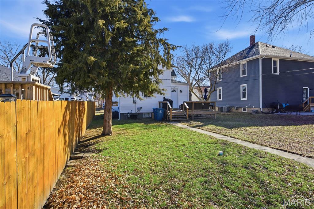 704 Pine Street Highland, IL 62249 - Photo 29 of 52
