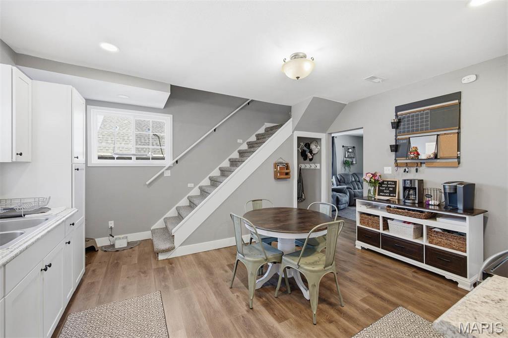 704 Pine Street Highland, IL 62249 - Photo 10 of 52