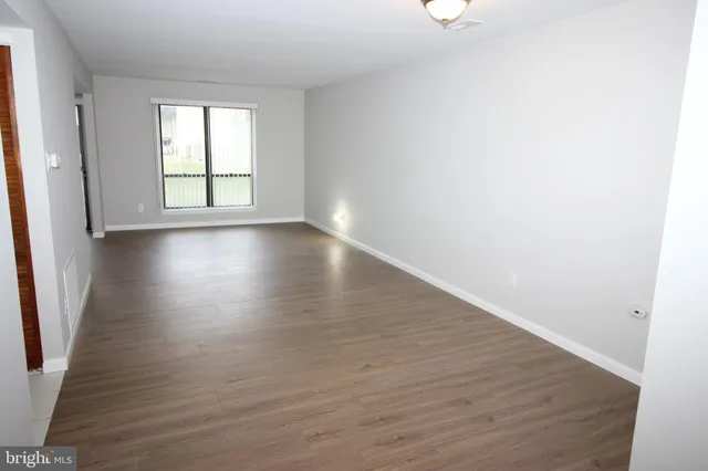 $1,600 | 1825 Bridgetown, Unit 207, Feasterville-Trevose, PA 19053