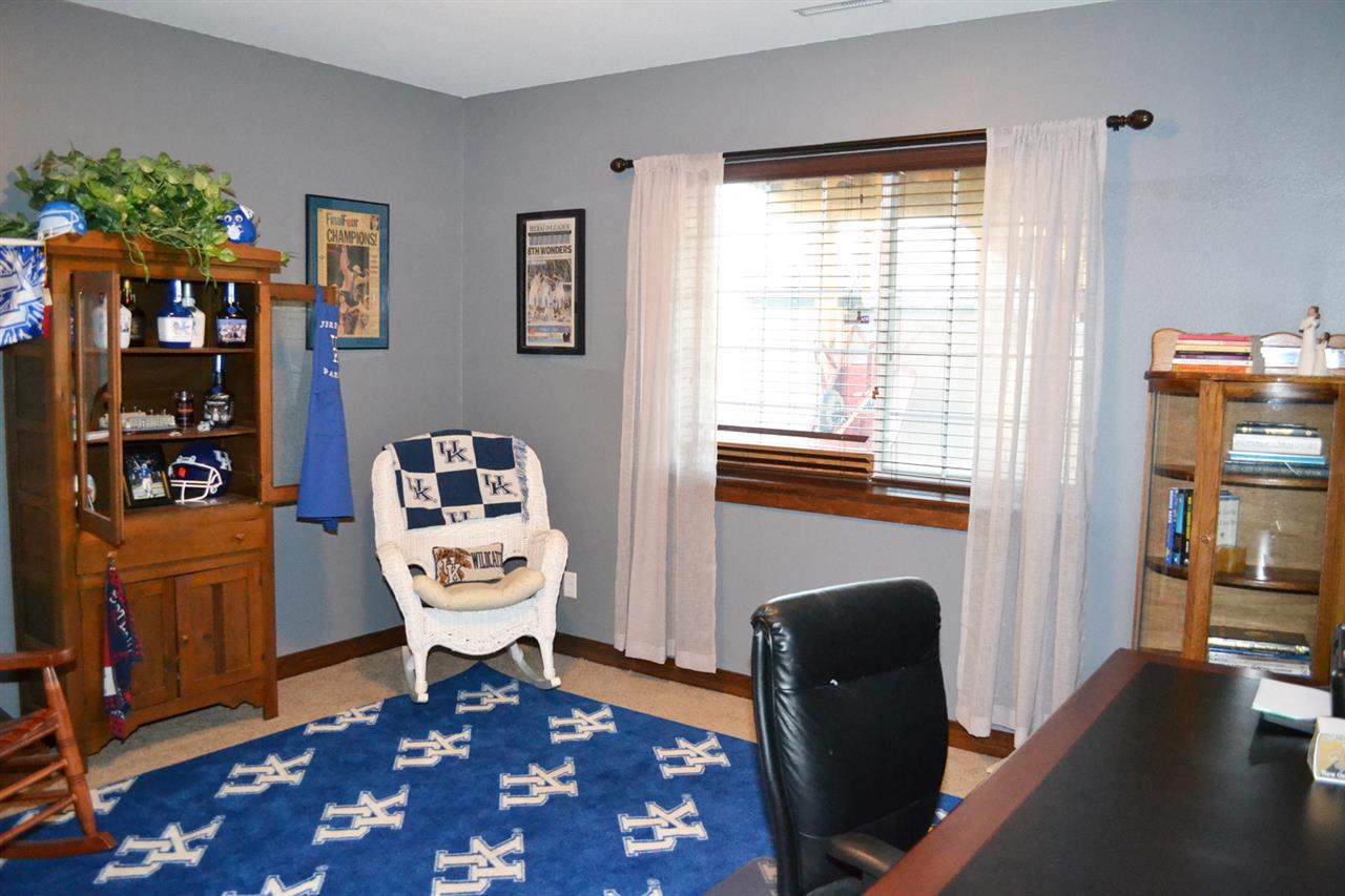2500 Newcastle Road Marion, IA 52302 - Photo 21 of 23 Gallery Image 21