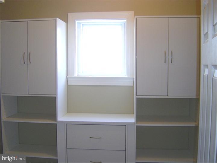 33 Overhill Road West Lawn, PA 19609 - Photo 17 of 24 Walk-in Closet