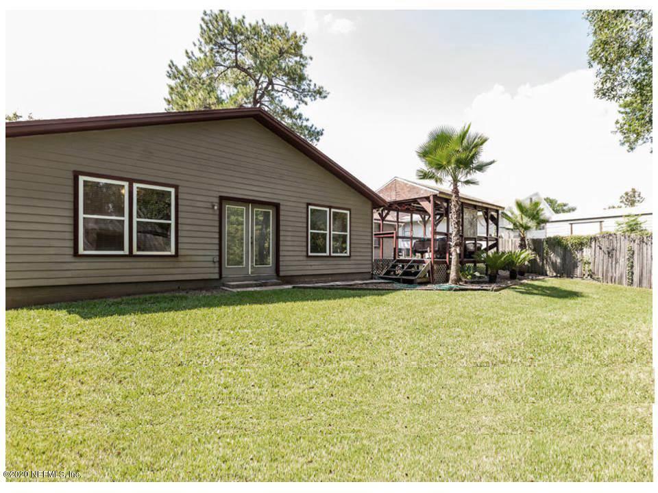 8621 Moss Haven Road Jacksonville, FL 32221 - Photo 23 of 33 large backyard,,,,