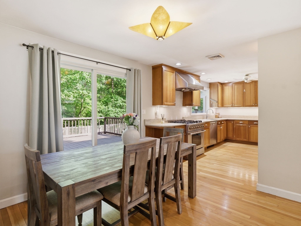 62 Juniper Road Andover, MA 01810 - Photo 9 of 38