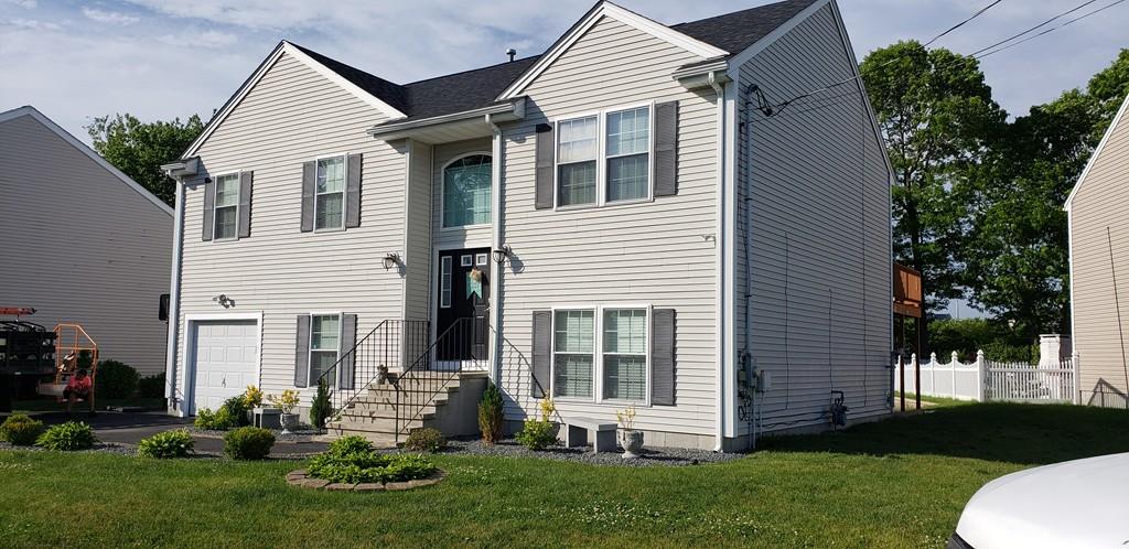 1060 Laurel Street Fall River, MA 02721 - Photo 4 of 37 Gallery Image 4