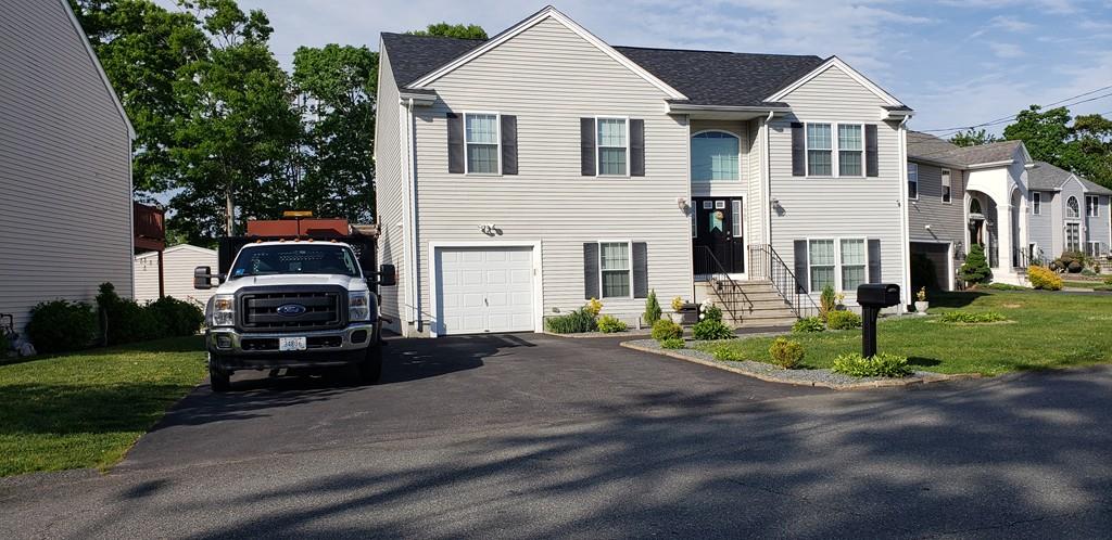 1060 Laurel Street Fall River, MA 02721 - Photo 5 of 37 Gallery Image 5