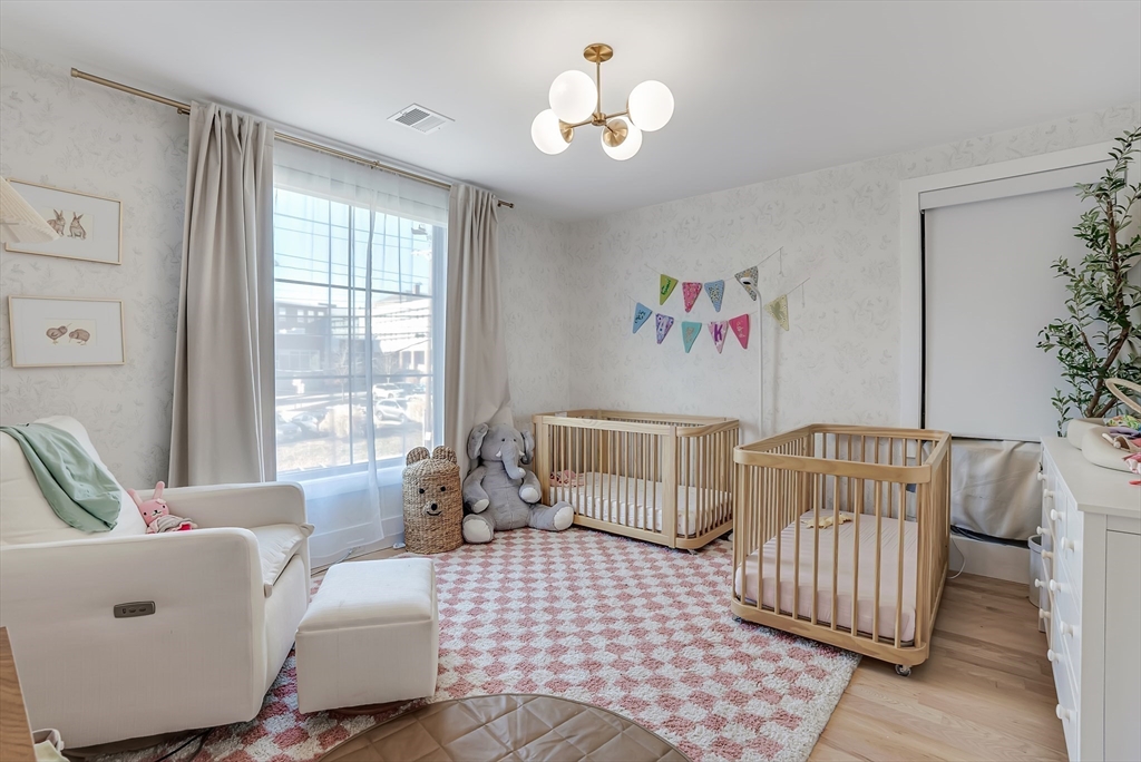 646 Webster Street, Unit 646 Needham, MA 02492 - Photo 12 of 32