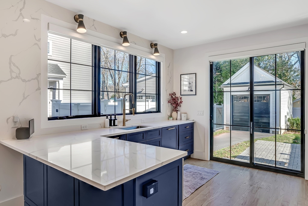 646 Webster Street, Unit 646 Needham, MA 02492 - Photo 2 of 32