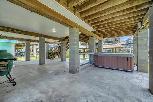 $539,000 | 28 Dolphin Street, Bayou Vista, TX 77563