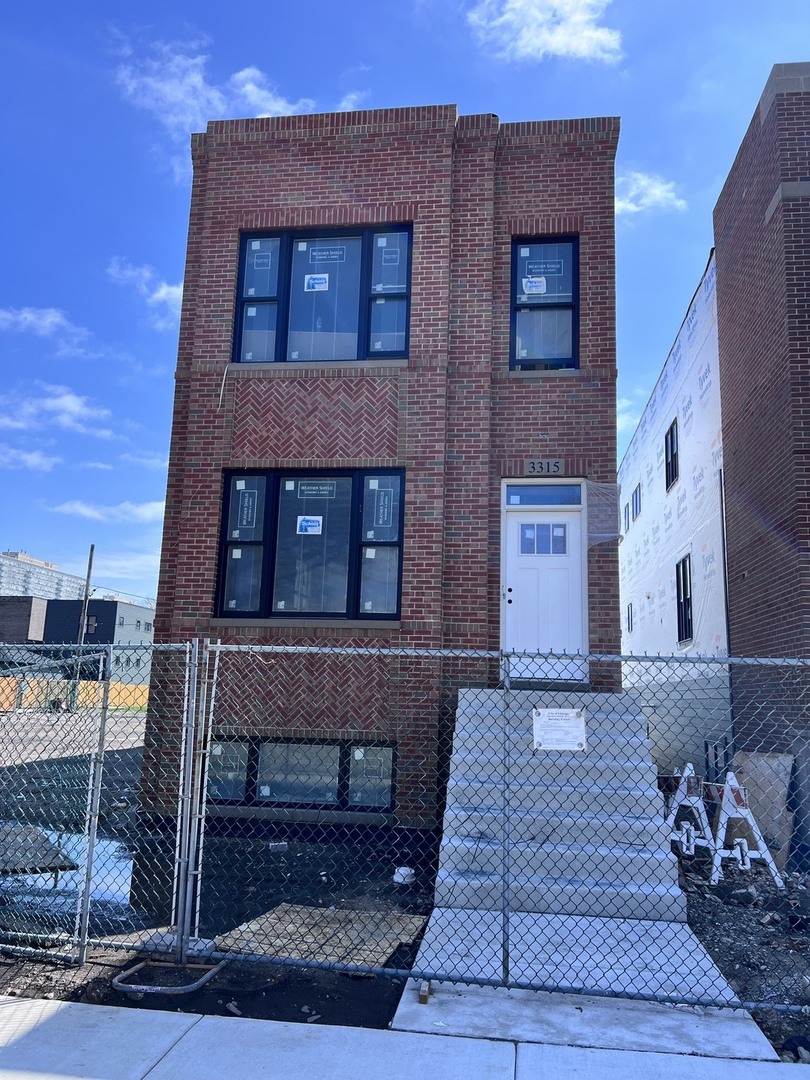 3315 South Prairie Avenue Chicago, IL 60616 - Photo 1 of 25