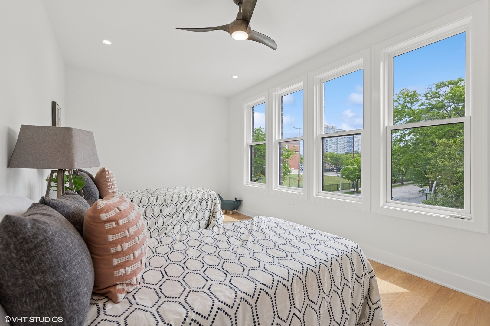 3315 South Prairie Avenue Chicago, IL 60616 - Photo 23 of 25