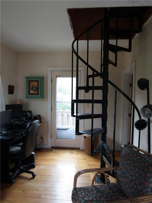 16 Warr Road Stonington, ME 04681 - Photo 28 of 33 Apartment Office/Stairs