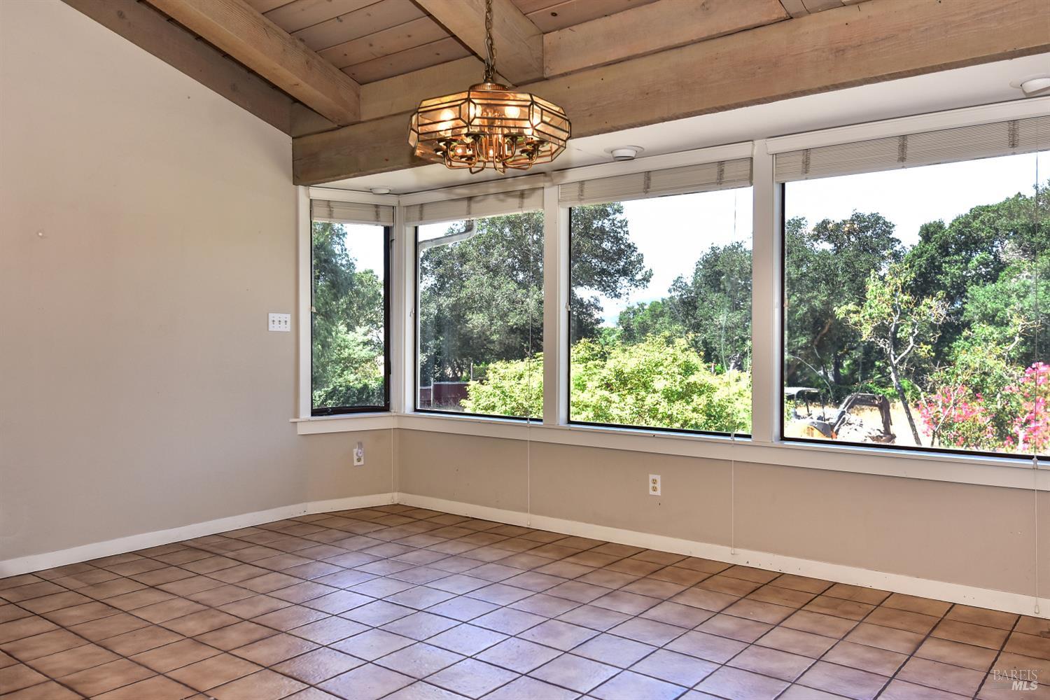 1203 Alberca Road Sonoma, CA 95476 - Photo 11 of 30