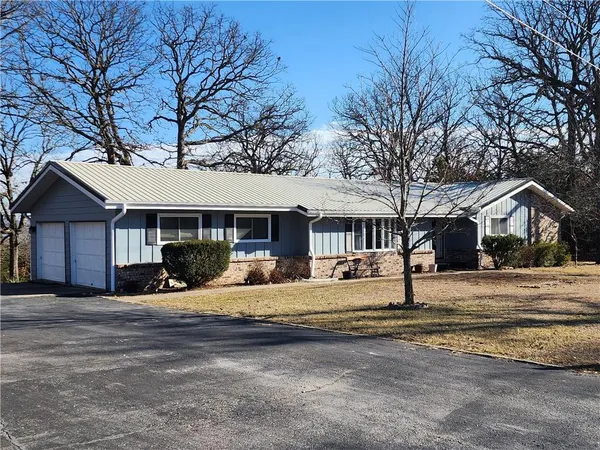 $229,500 | 22455 County Road 203, Wheatland, MO 65779