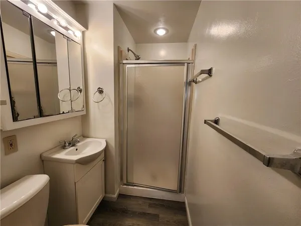 $229,500 | 22455 County Road 203, Wheatland, MO 65779