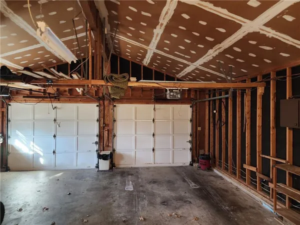 $229,500 | 22455 County Road 203, Wheatland, MO 65779