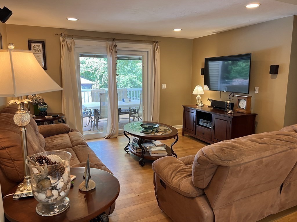 5 Wells Park Road Sturbridge, MA 01566 - Photo 6 of 39 Gallery Image 6