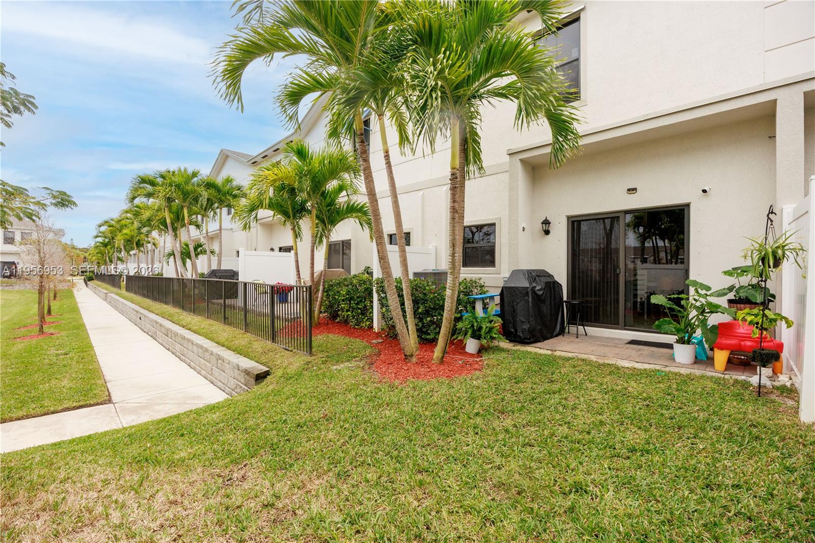 369 Northwest 8th Court Pompano Beach, FL 33060 - Photo 29 of 31
