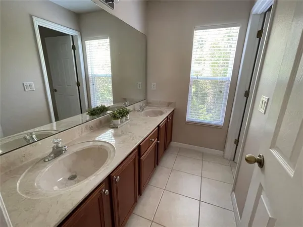 $2,800 | 9978 Bennington Chase Drive, Orlando, FL 32829